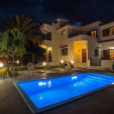 Hriska Luxury Villa Ixia  Exteriör bild